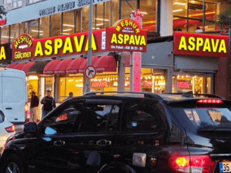 Meşhur Gülçimen Aspava Esat resmi